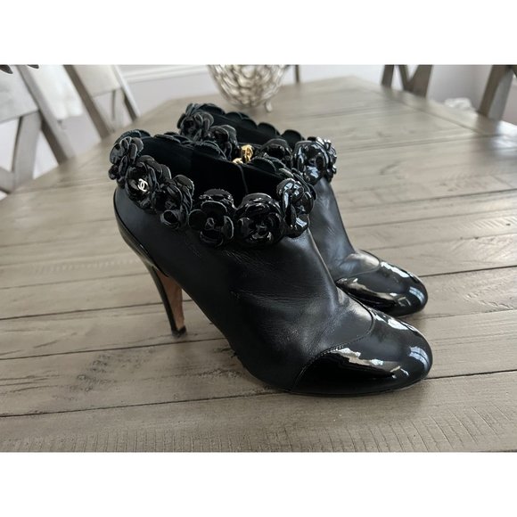 CHANEL Camellia Flowers Patent Leather Heeled Ankle Booties Black Size 38C - Picture 3 of 13